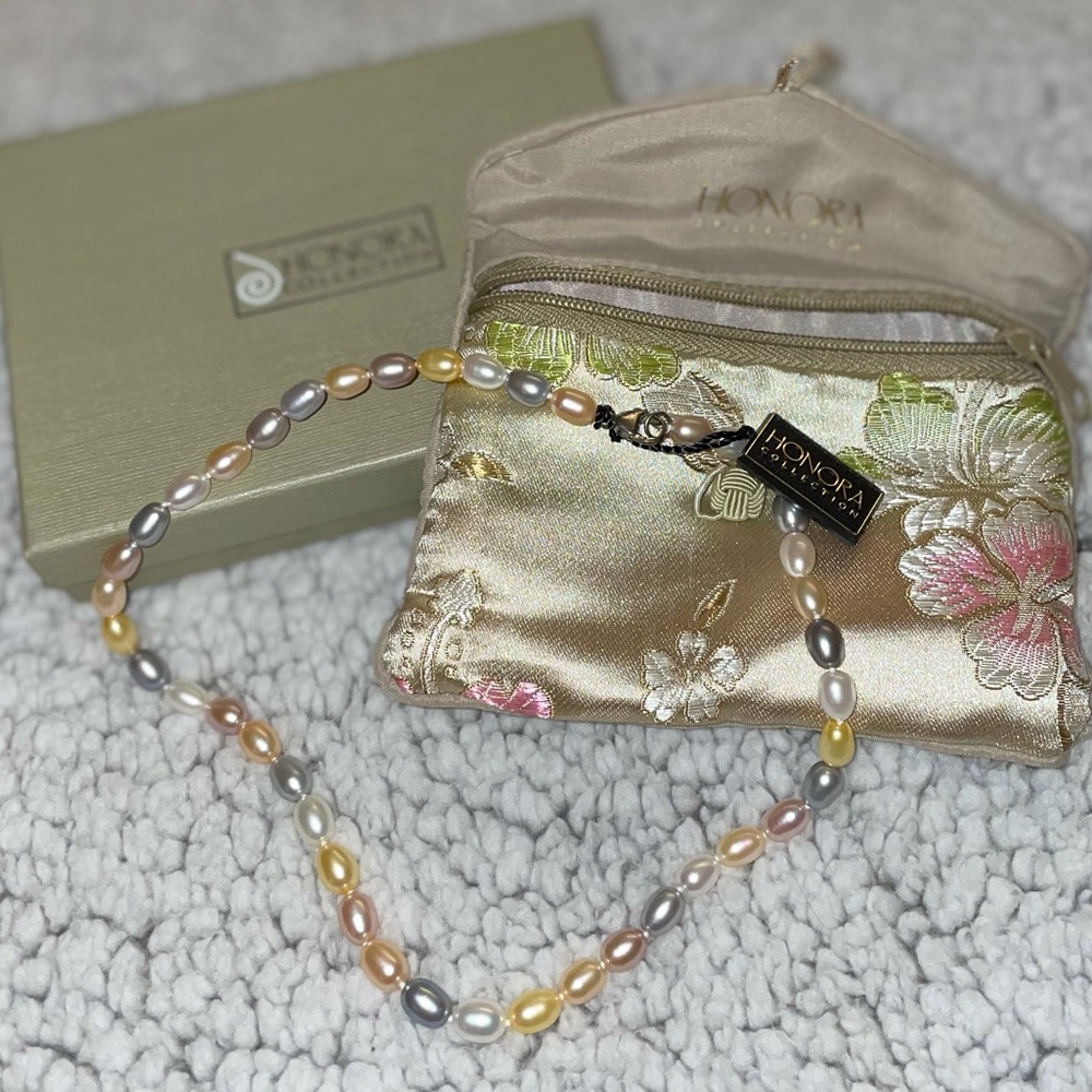 Authentic Pearl Choker